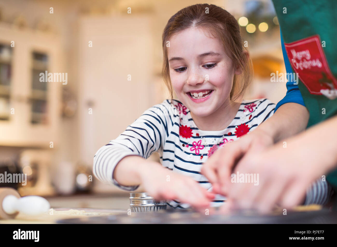 Happy girl Backen Stockfoto