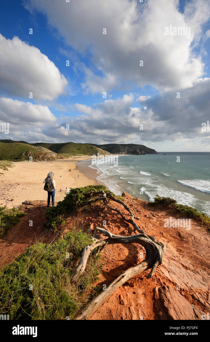 Praia do Amado (Amado Strand). Parque Natural do Sudoeste Alentejano e Costa Vicentina, die wildesten Atlantikküste in Europa. Algarve, Portugal Stockfoto