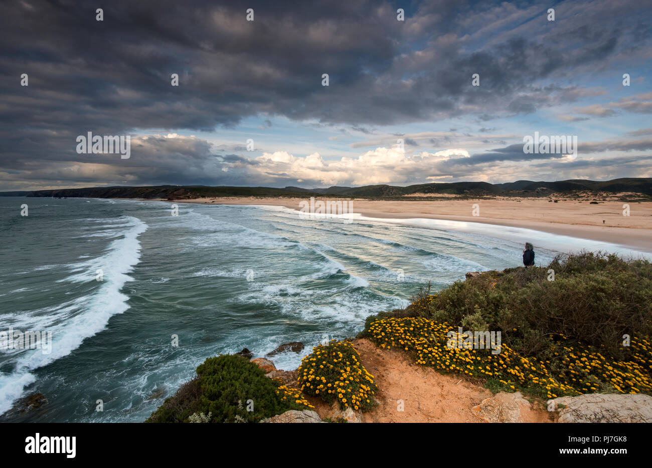 Praia da Bordeira (Bordeira Strand). Parque Natural do Sudoeste Alentejano e Costa Vicentina, die wildesten Atlantikküste in Europa. Algarve, Portugal Stockfoto