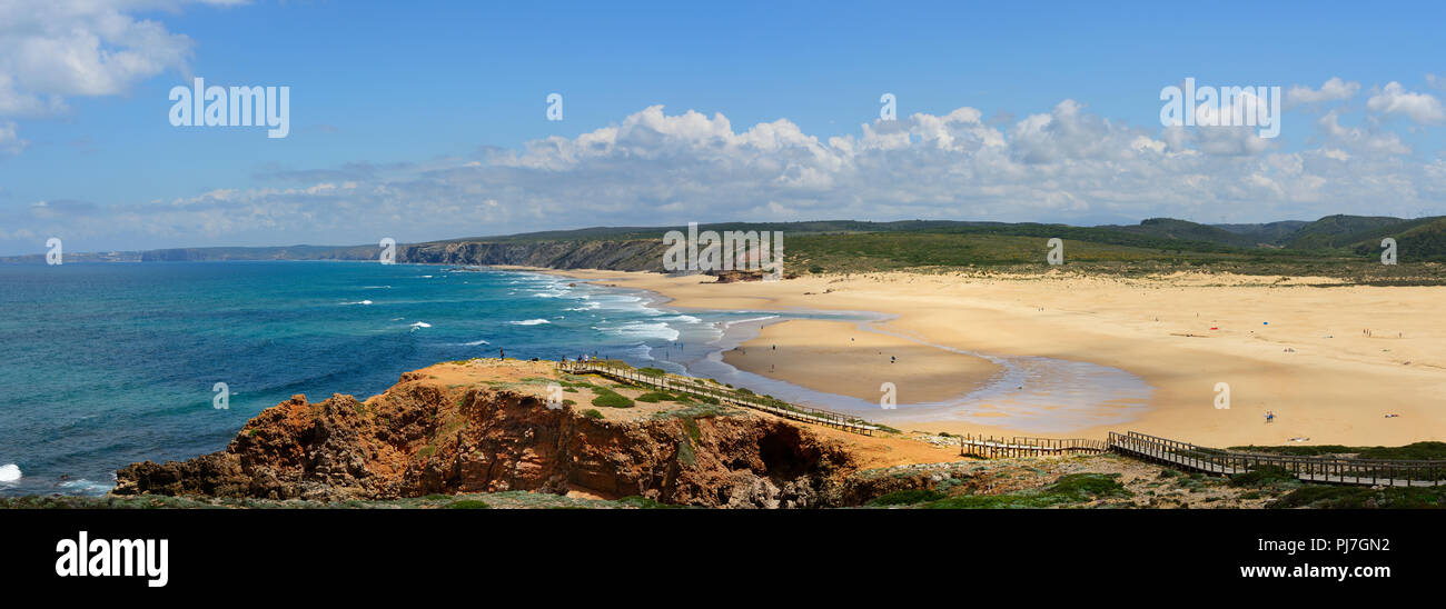 Praia da Bordeira (Bordeira Strand). Parque Natural do Sudoeste Alentejano e Costa Vicentina. Algarve, Portugal Stockfoto