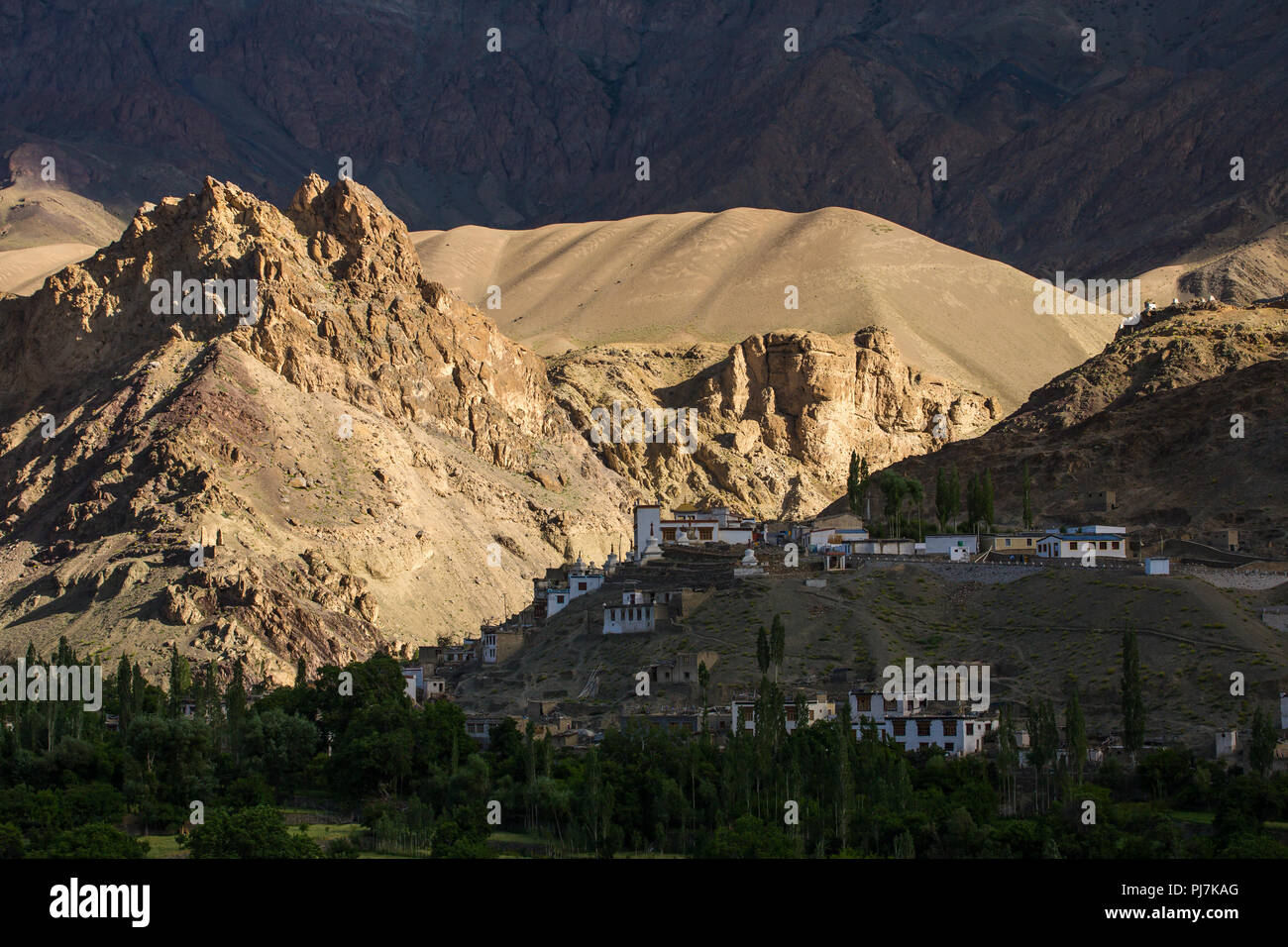 Ansicht des Takmachik Dorf im Indus-tal in Ladakh, Indien Stockfoto