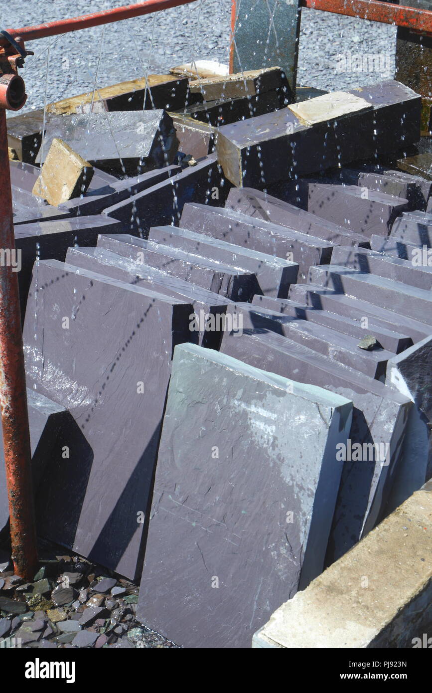 Schiefer waschen am National Slate Museum, Snowdonia, Llanberis, Gwynedd, Wales, Großbritannien Stockfoto