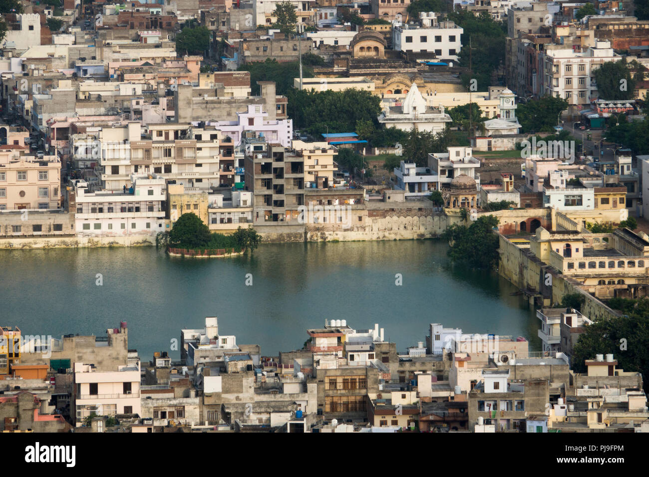 Hohe Betrachtungswinkel der Tal Katora See und Jaipur, Rajasthan, Indien Stockfoto