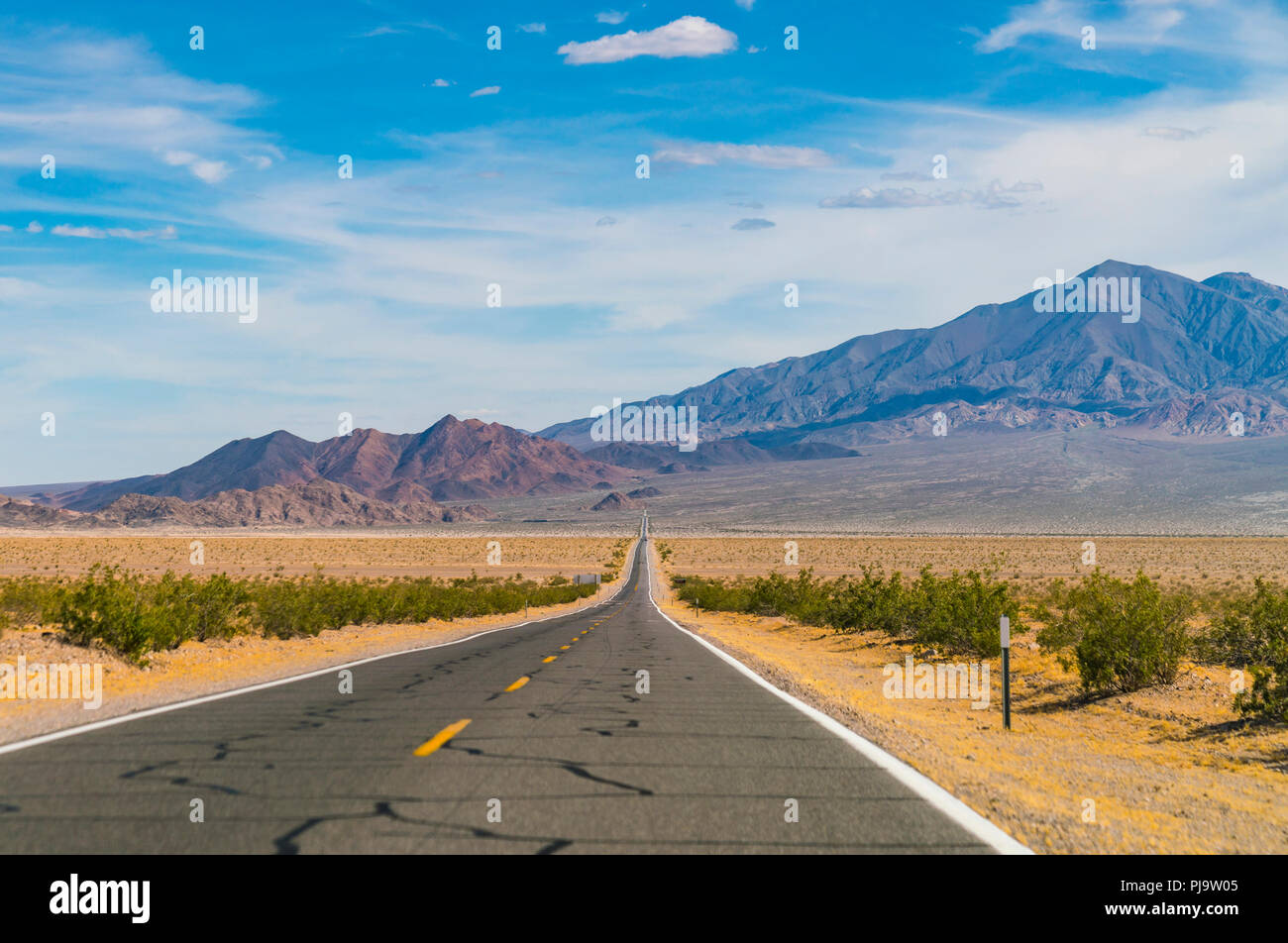 Weg nach Death Valley National Park, Kalifornien, USA. Stockfoto