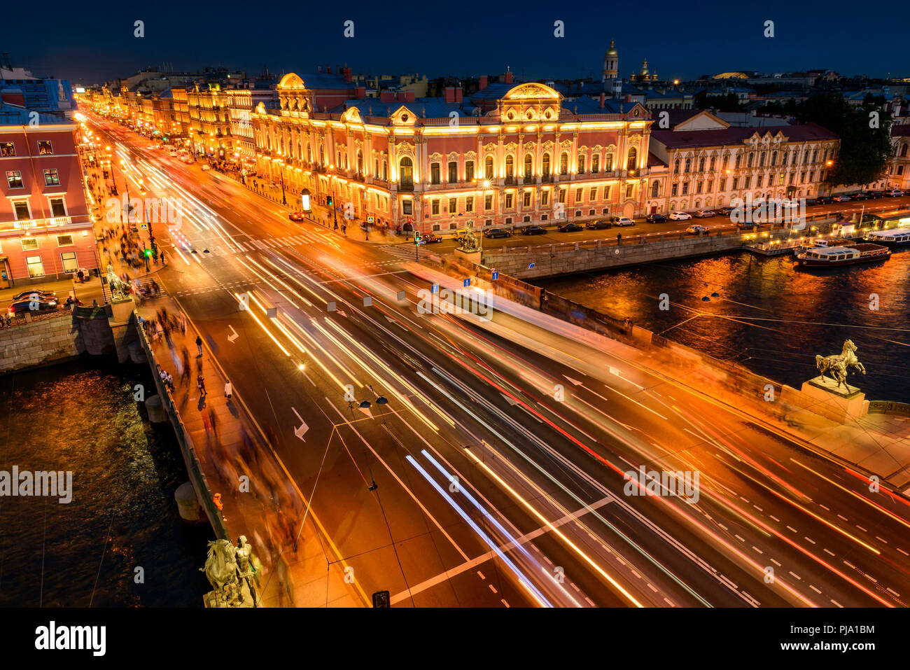 St. Petersburg vom Dach Anitschkow-brücke über der Fontanka und der Nevsky Prospekt Stockfoto