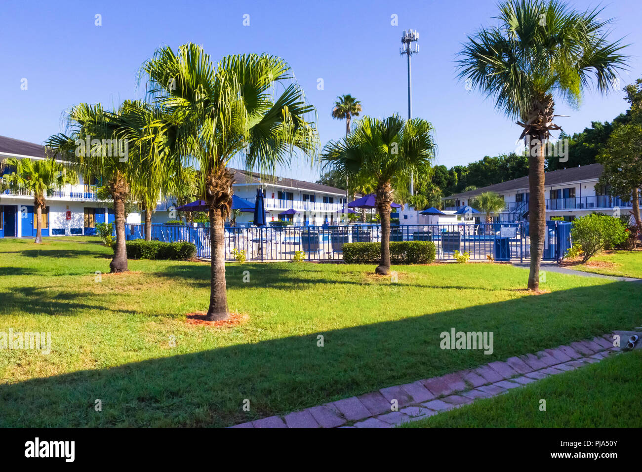 Orlando, Florida - 8. Mai 2018: Rodeway Inn Maingate Resort oder Hotel in Orlando, Florida, USA Stockfoto