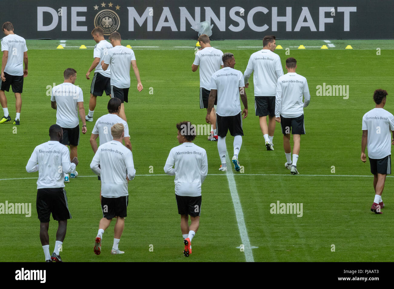 05. September 2018, Deutschland, München: Die deutschen Spieler nehmen teil an der abschließenden Training der Deutschen Fußball-Nationalmannschaft. Der Deutsche Fußball-Bund wird die Nationalmannschaft von Frankreich am 6. September 2018 treffen. Foto: Peter Kneffel/dpa Stockfoto