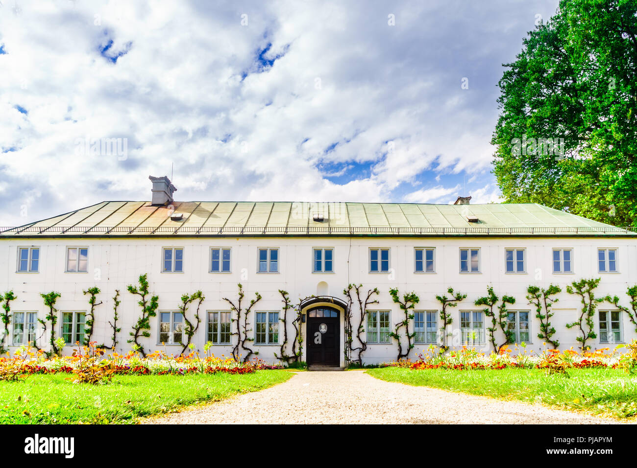 How Google Uses Casinospielbankhohensyburg To Grow Bigger Casinospielbankhohensyburg Smackdown!