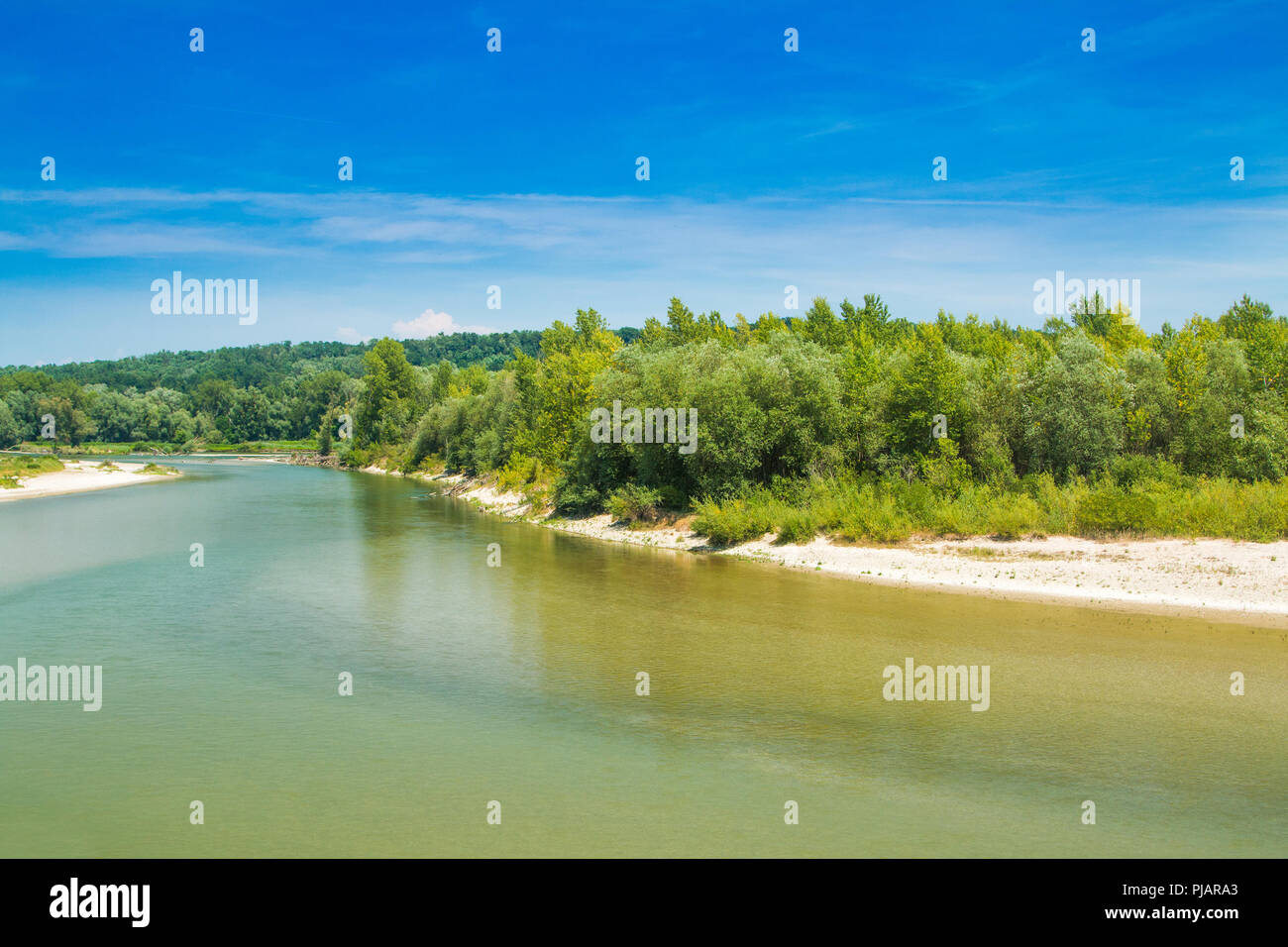 Wunderschöne Landschaft, Zusammenfluss von Mur und Drau Flüsse in Medjimurje, Kroatien Stockfoto