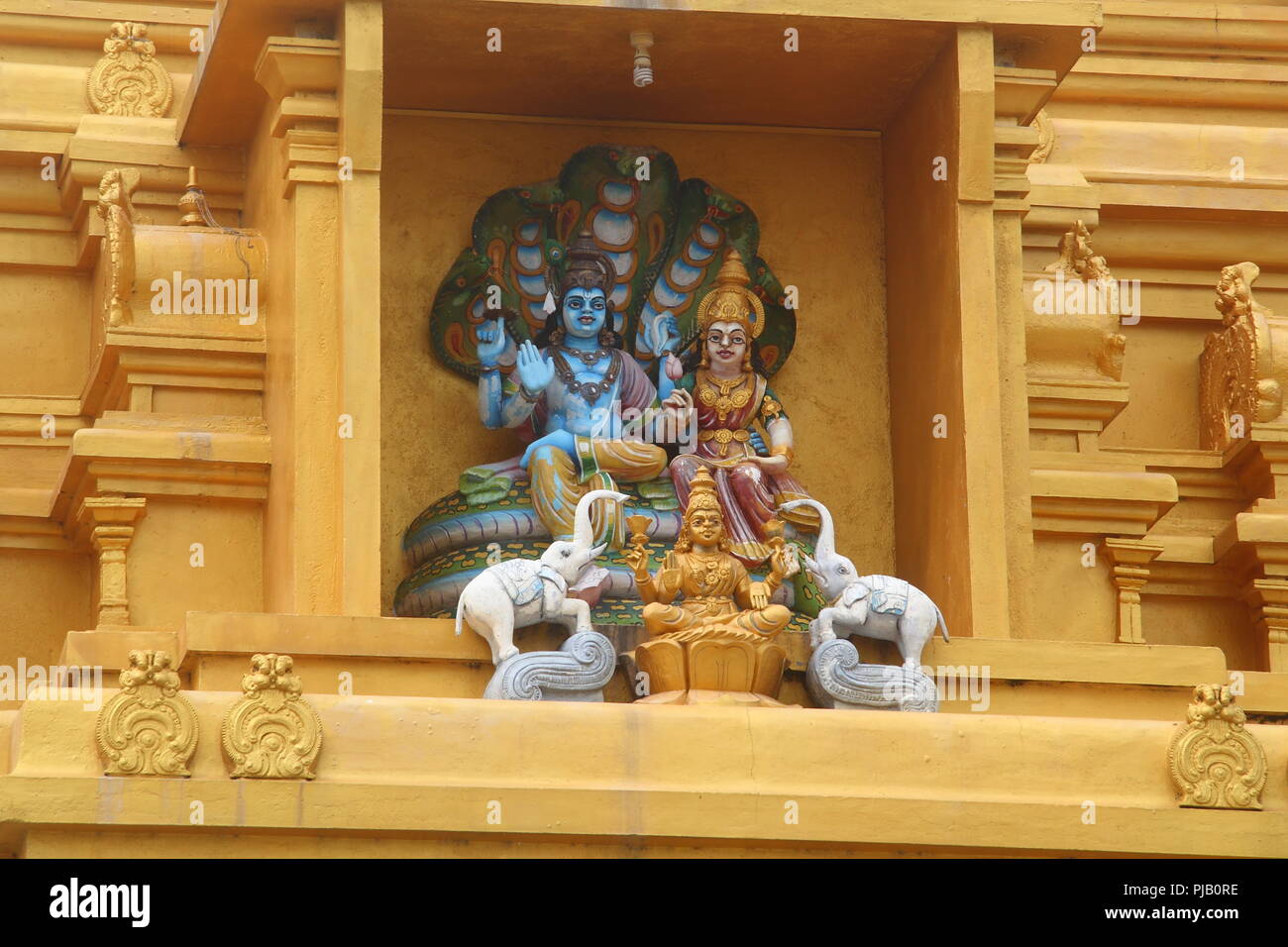 Statuen der hinduistischen Gottheiten in Sri Lanka Stockfoto