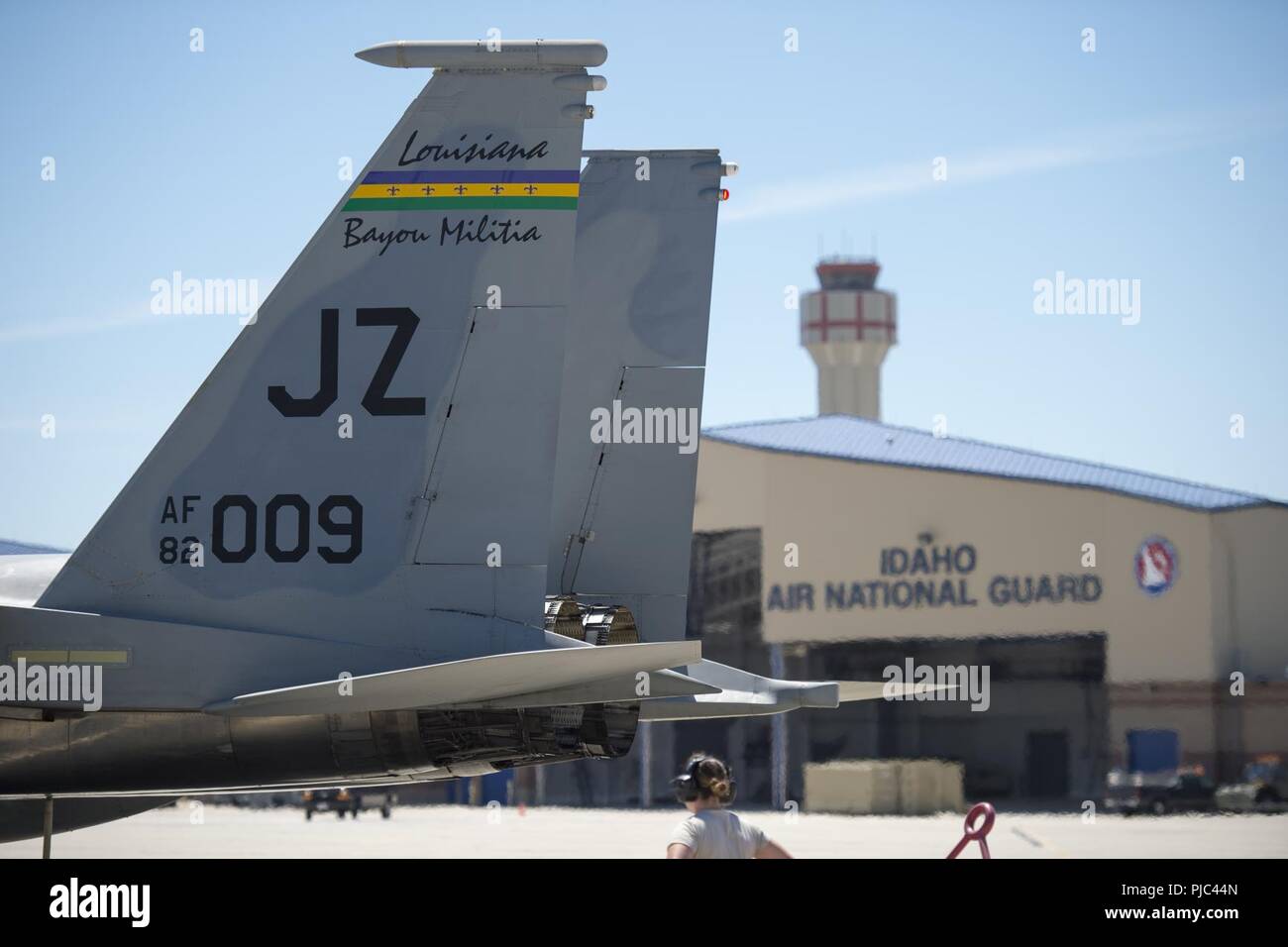 F-15 Cs vom 122 Fighter Squadron der 159 Fighter Wing, Naval Air Station gemeinsame Reserve Base New Orleans, Louisiana, Land an gowen Field, Boise, Idaho am 13. Juli 2018. Die 122 FS ist in Boise unähnlich Air Combat Training mit den 190 Fighter Squadron der A-10 Thunderbolt IIs ausführen. Stockfoto