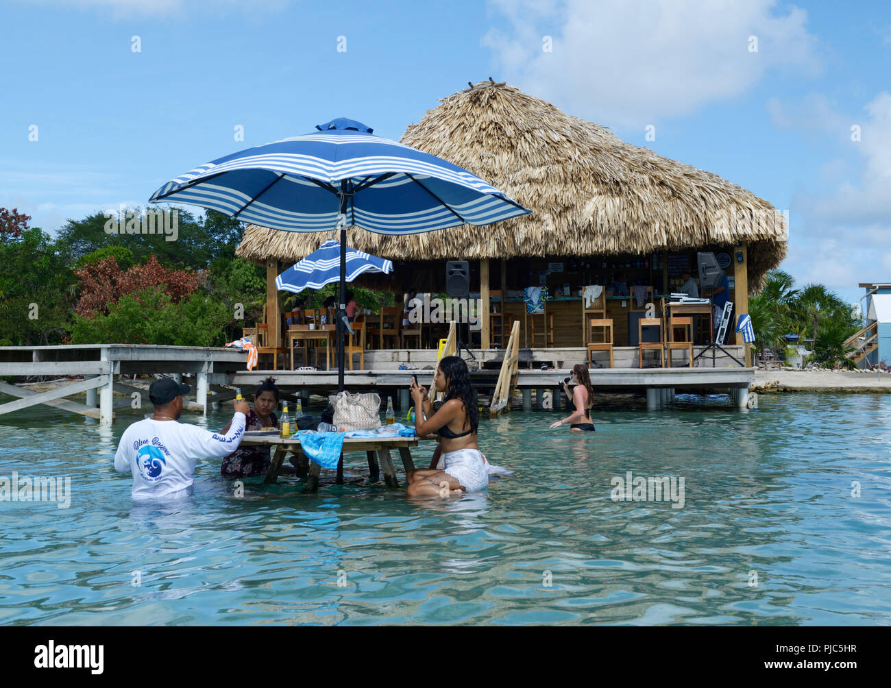 Palapa Bar Belize, geheimen Strand, Ambergris Caye Stockfoto