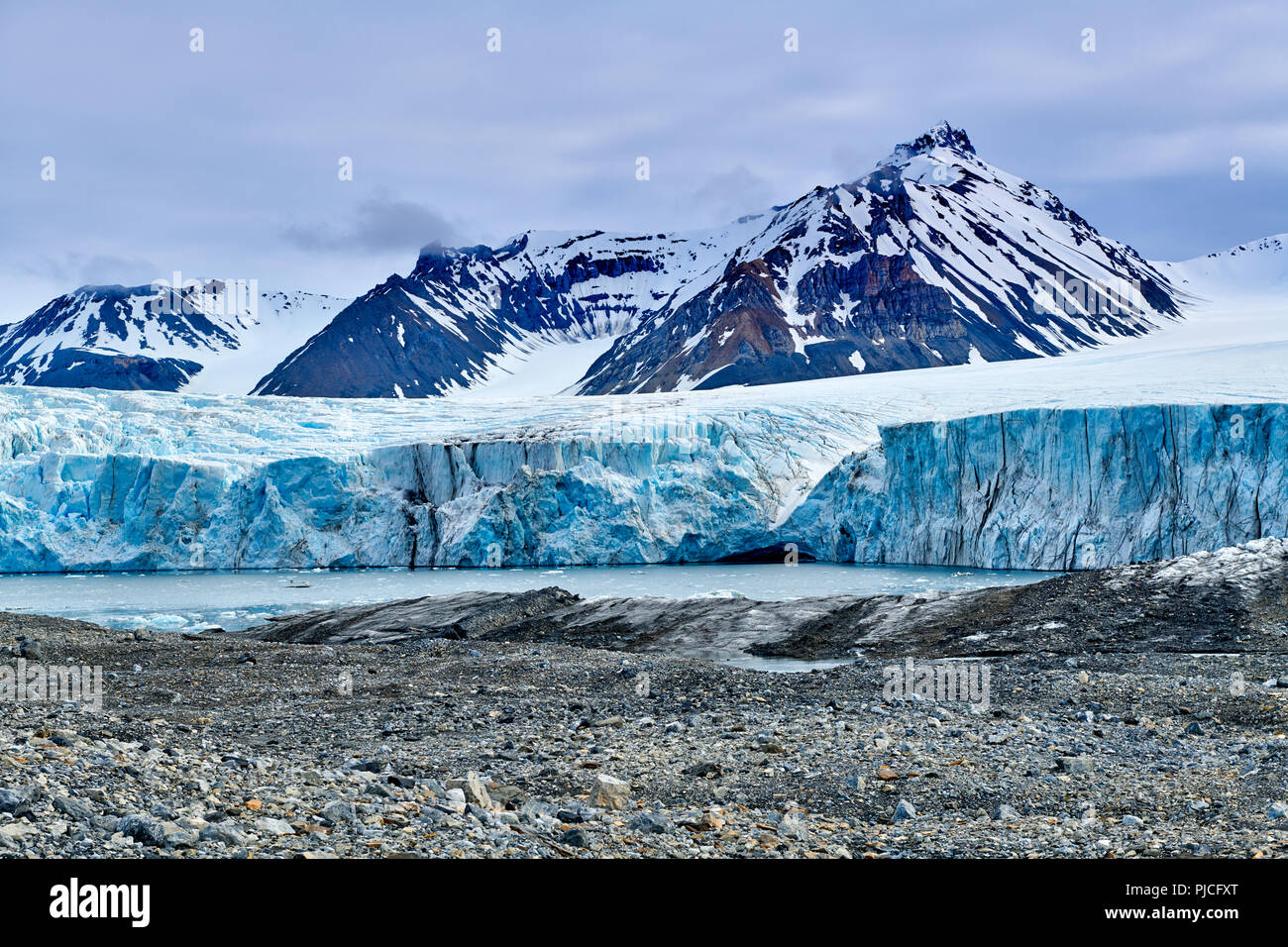Blaue Eis der Gletscher auf Svalbard Dahlbreen oder Spitzbergen, Europa Stockfoto