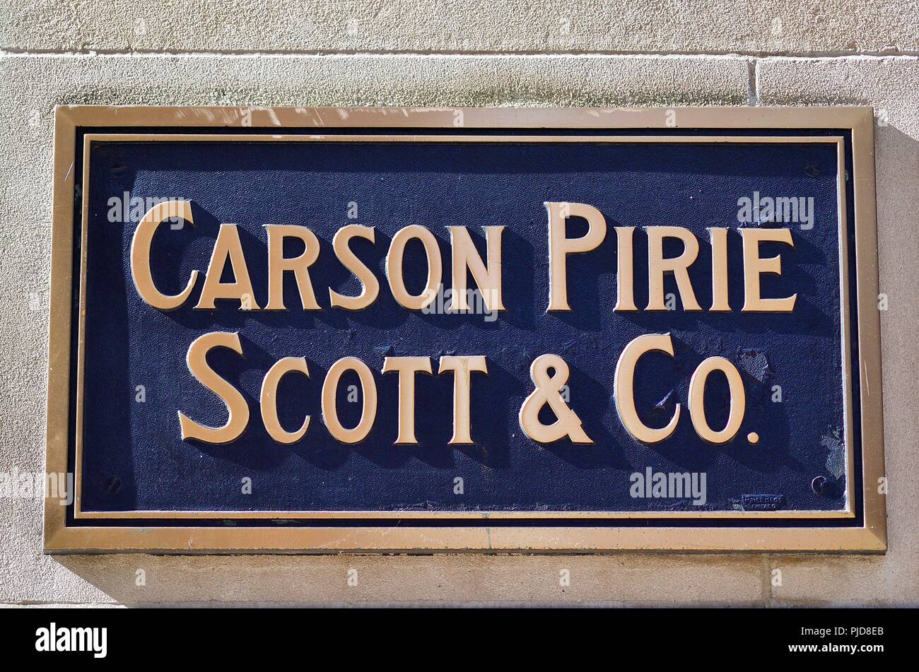 Chicago, Illinois, USA. Der Grundstein für die Sullivan Center, früher bekannt als die Carson Pirie Scott und Firmengebäude bekannt. Stockfoto