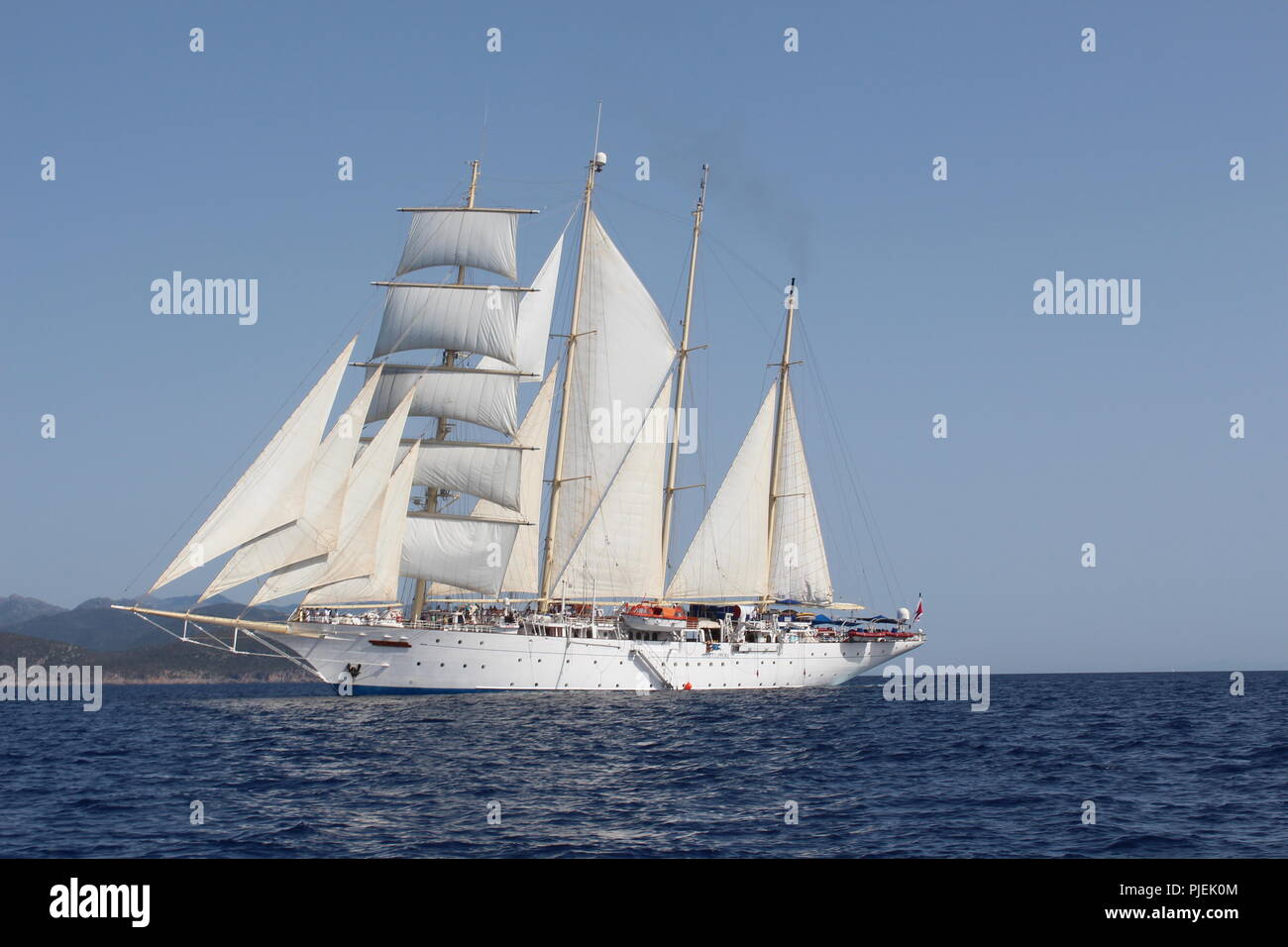 Star Clipper Schiff unter vollen Segeln in der Ägäis Stockfoto