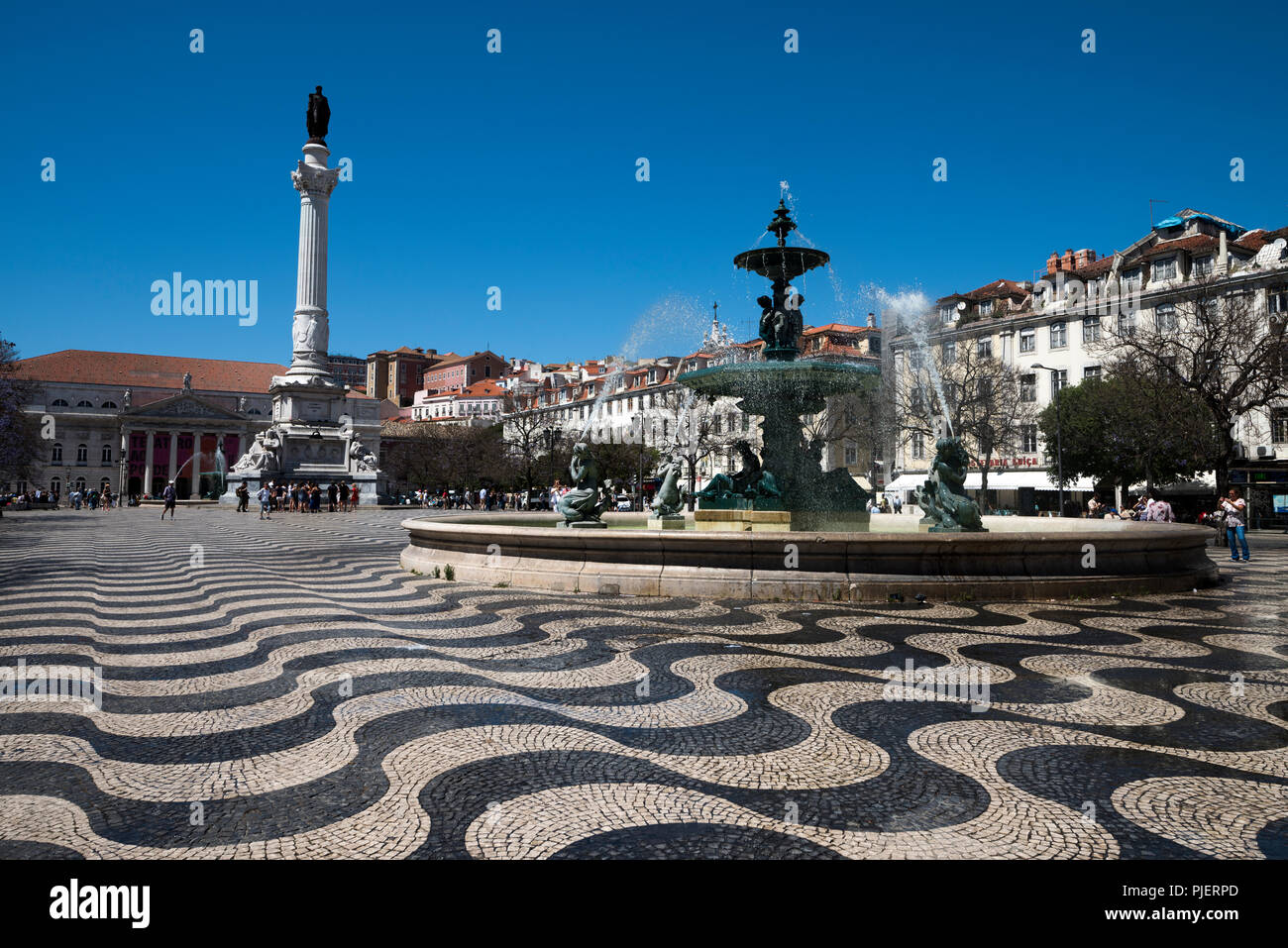 Das Dom Pedro IV Denkmal und Brunnen, Rossio Platz, Lissabon, Portugal, Europa Stockfoto