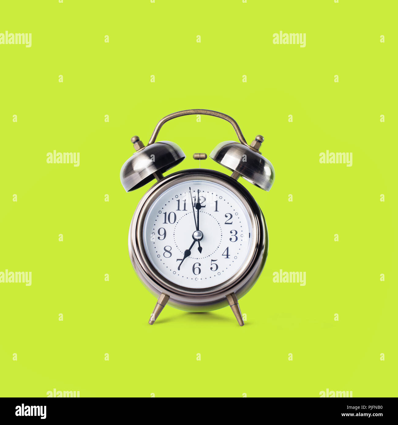 Stelle Den Wecker Auf 7 Uhr Retro klassiker -Fotos und -Bildmaterial in hoher Auflösung – Alamy
