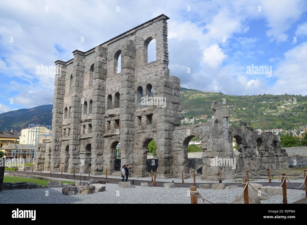 Aosta, Hauptstadt der autonomen Provinz Aosta, Italien: Das römische Theater Stockfoto