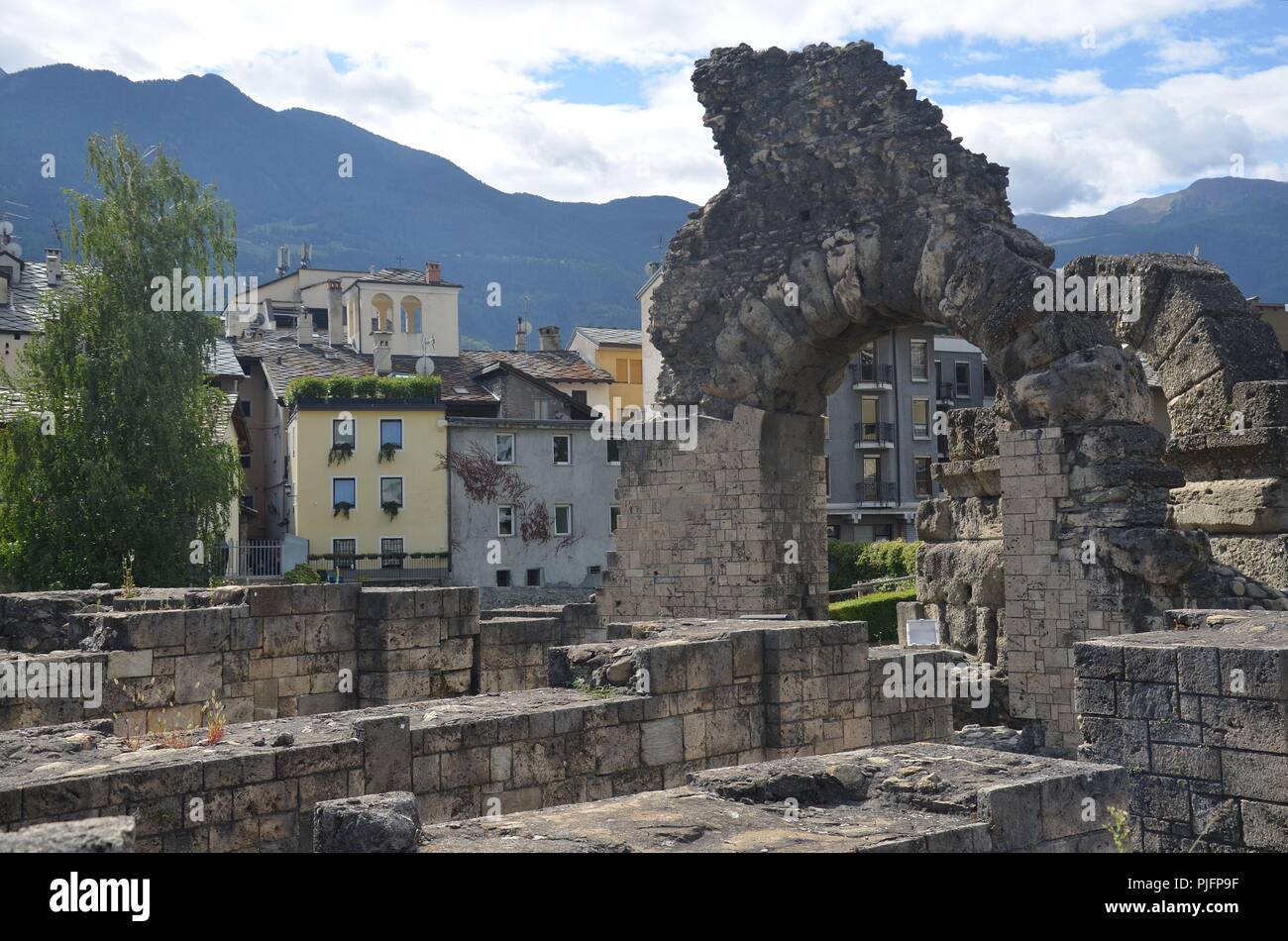 Aosta, Hauptstadt der autonomen Provinz Aosta, Italien: Das römische Theater Stockfoto