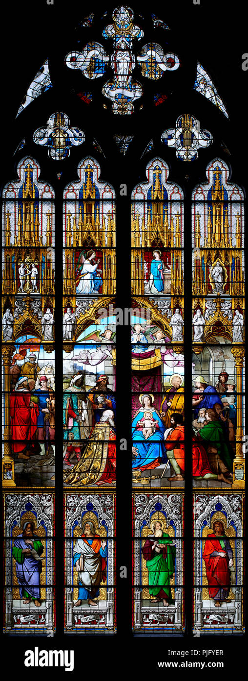 Der Kölner Dom, Glasfenster, die Anbetung der Heiligen Drei Könige und die Hirten und der Verkündigung, 1846 Stockfoto