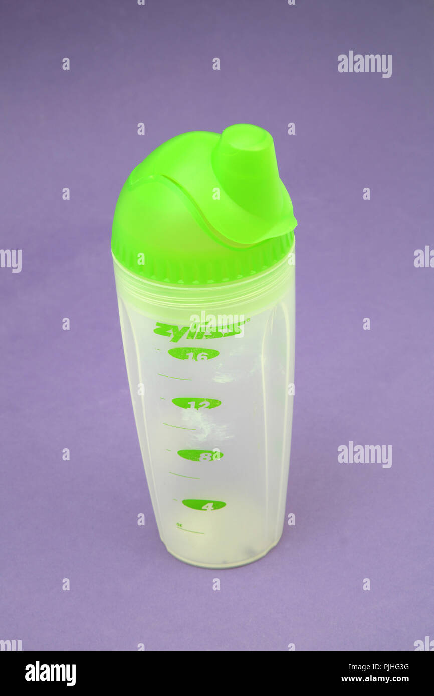 Zyliss Shake N' Go Shaker 5in1 Quick Mix Shaker (BPA-frei) Stockfoto