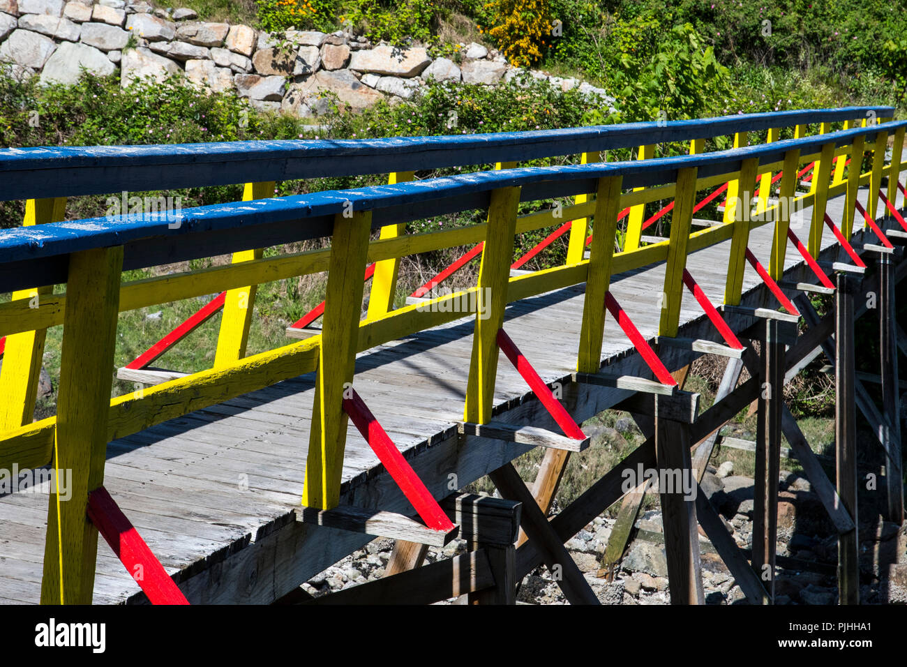 Kleine Brücke mit speziellen Farben Stockfoto