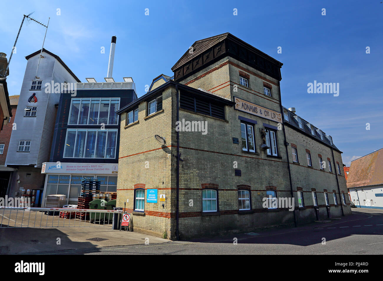 Die vorderen und seitlichen Erhöhung von adnams Brewery Gebäude in Halesworth Straße, Reydon, Southwold, Suffolk, IP18 6SG Stockfoto