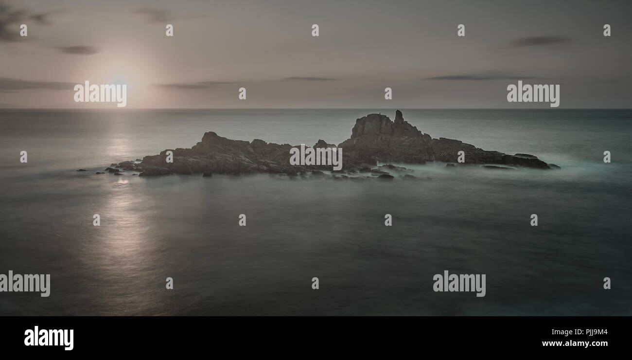 Lange Belichtung Sunset Rock Insel Stockfoto Lange Belichtung Sunset Rock Insel Stockfoto