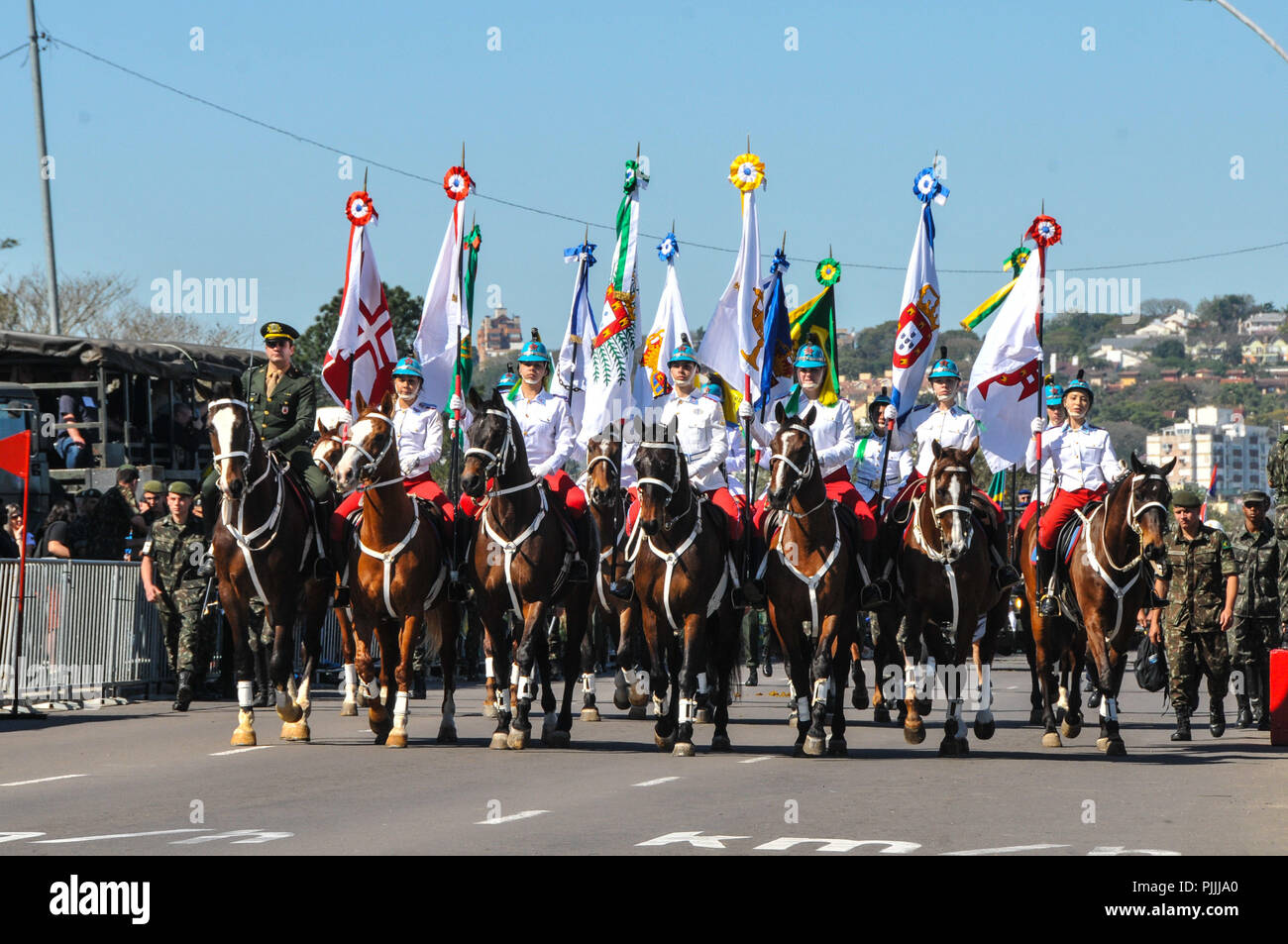 PORTO ALEGRE, RS - 07.09.2018: DESFILE 7 de Fevereiro PORTO ALEGRE - Die Civic Parade des 7. September fand in Porto Alegre am Freitag (07.). (Foto: Omar de Oliveira/Fotoarena) Stockfoto