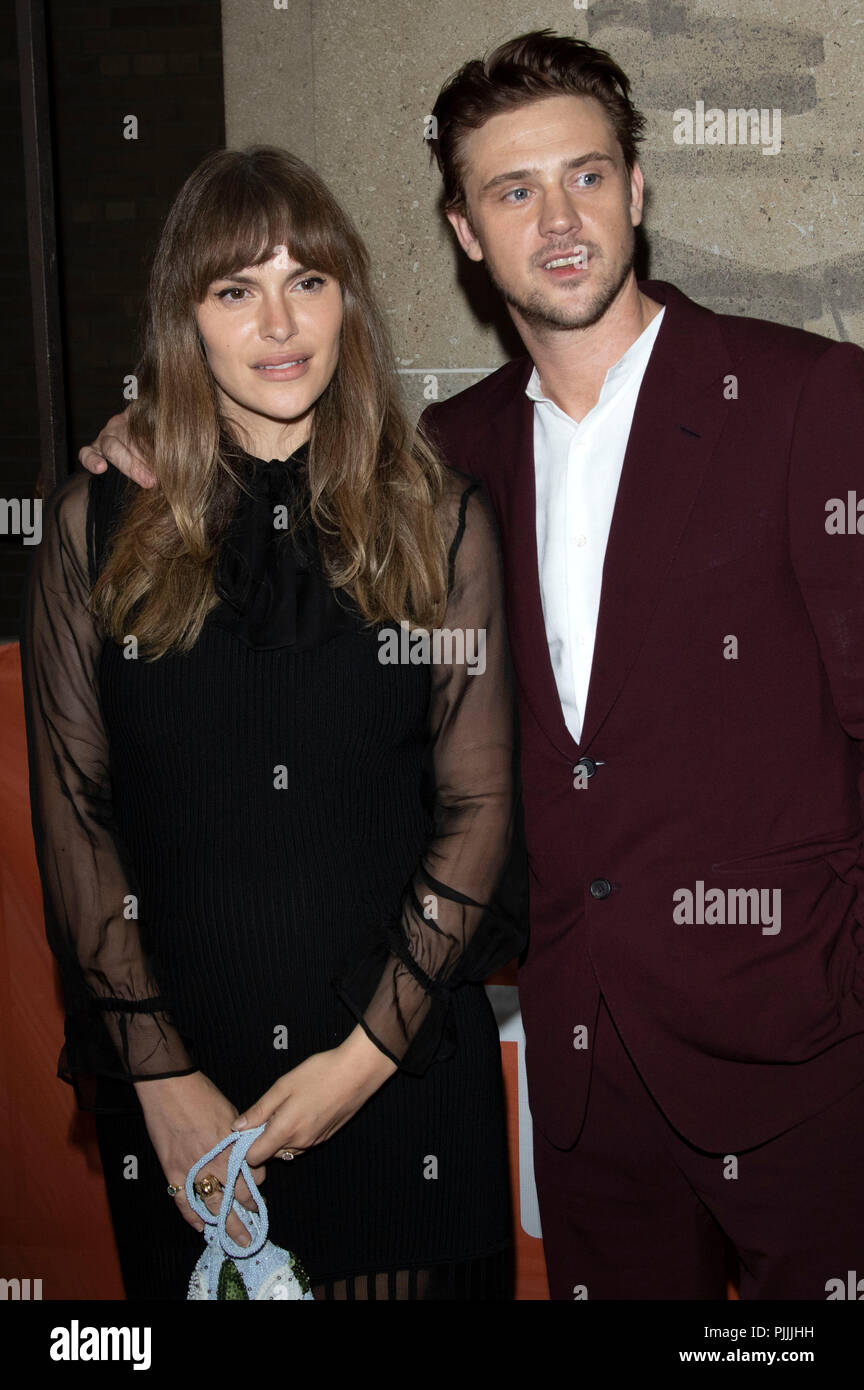 Tatiana Pajkovic und Boyd Holbrook die Teilnahme an der Premiere von "Die Räuber", die im Rahmen der 2018 Toronto International Film Festival am 6. September 2018 in Toronto, Kanada. Stockfoto