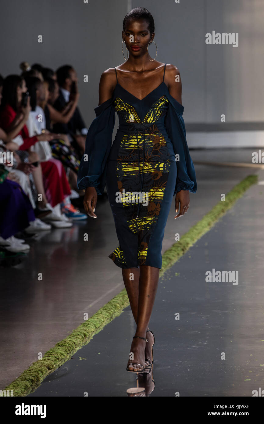 New York, USA. 7. September 2018. Cushnie Et Ochs Frühling Sommer 2019 runwaay an der New York Fashion Week. Photo Credit: Rudy K/Sipa Press Credit: Rudy k/Alamy leben Nachrichten Stockfoto