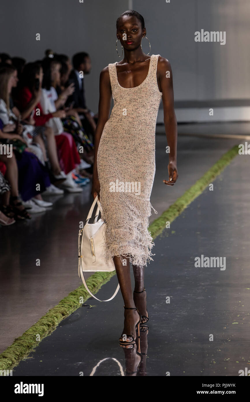 New York, USA. 7. September 2018. Cushnie Et Ochs Frühling Sommer 2019 runwaay an der New York Fashion Week. Photo Credit: Rudy K/Sipa Press Credit: Rudy k/Alamy leben Nachrichten Stockfoto