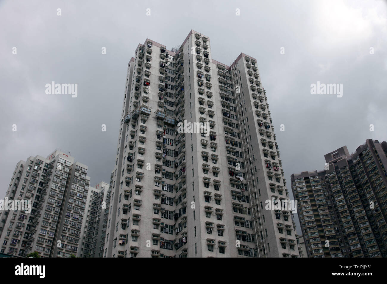 Foto eines Hochhauses in der Stadt Hong Kong in Asien. Es ist typische Architektur Bau aus der chinesischen Stadt Stockfoto