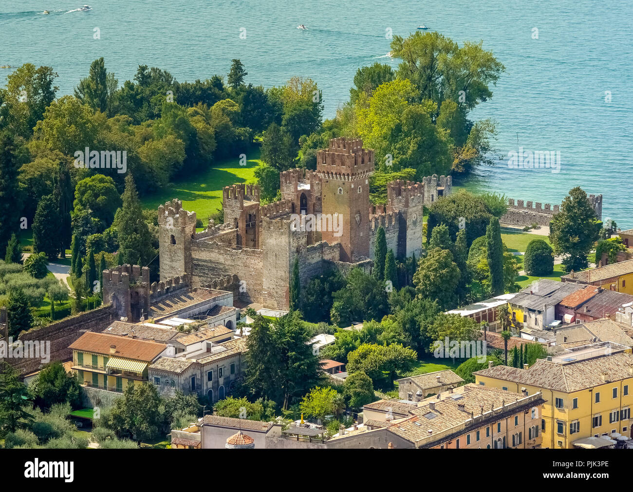 Lazise With Castello Di Lazise Stockfotos und bilder Kaufen Alamy