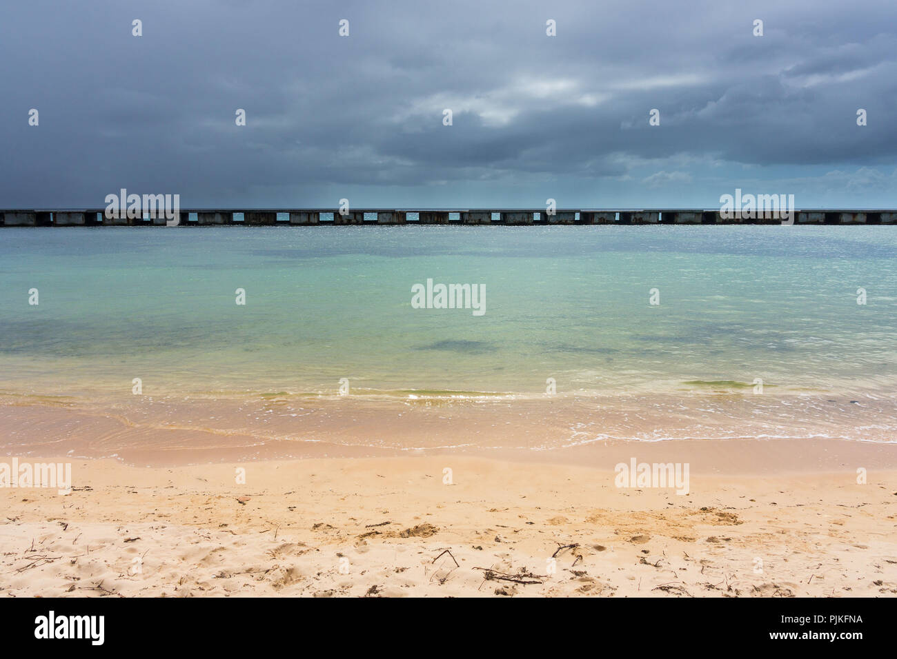 Kuba, Bucht von Schweine/Bahía de Cochinos Playa Giron, Schranke, Wellenbrecher Stockfoto