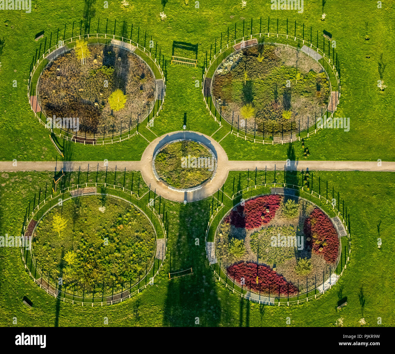 Grab Felder Friedhof Krematorium Hamm Herringen, Hamm, Ruhrgebiet, Nordrhein-Westfalen, Deutschland Stockfoto