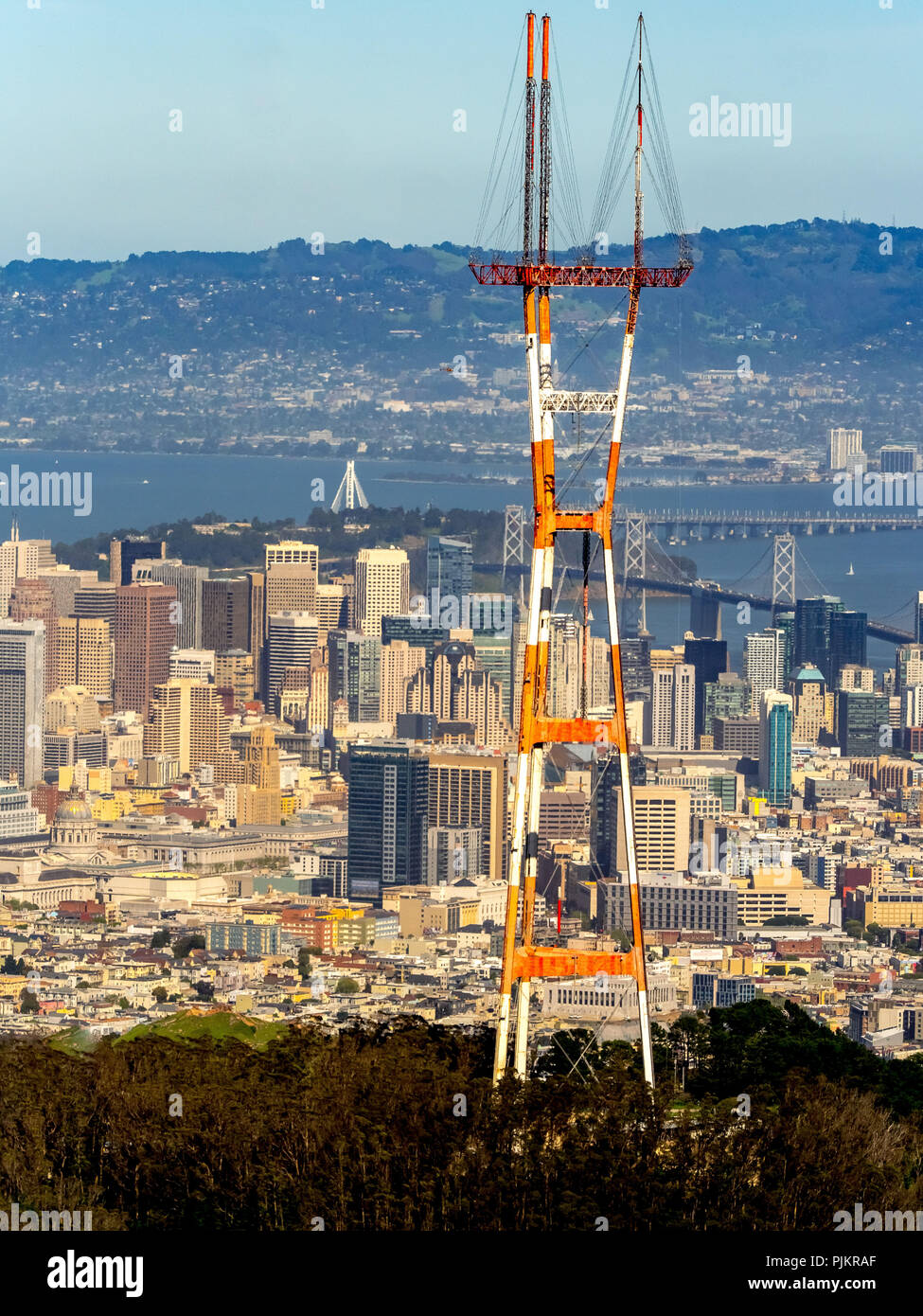 Sutro Tower, Telekommunikation Turm auf dem Mount Sutro, Stahl truss Tower, Kommunikation Turm mit Blick auf San Francisco, San Francisco Bay Area, Vereinigten Staaten von Amerika, Kalifornien, USA Stockfoto