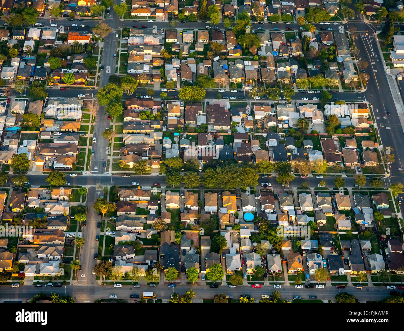 Typisch amerikanischen Wohnungsbau, Einfamilienhäuser, Handel, Los Angeles County, Kalifornien, USA Stockfoto