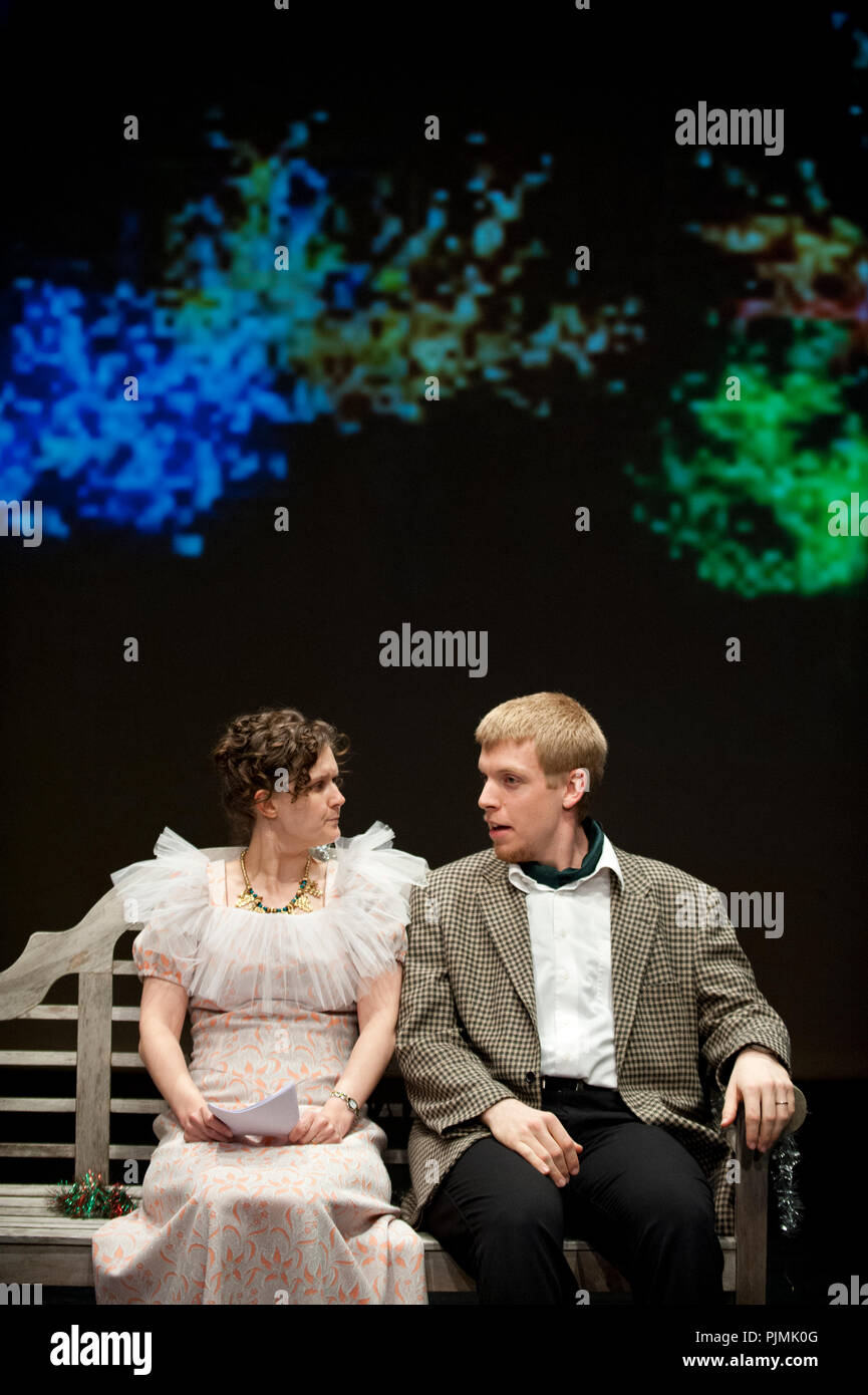 Theater Company De Dijlezonen Gelukzakken spielen'' von John Godber, unter der Regie von Frans Vanderschueren (Belgien, 24/04/2014) Stockfoto