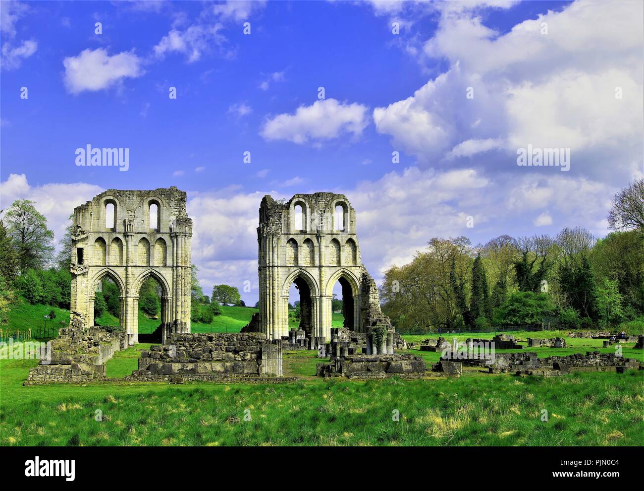 Anzeigen von Roche Abbey, in der Nähe von Rotherham in South Yorkshire Stockfoto