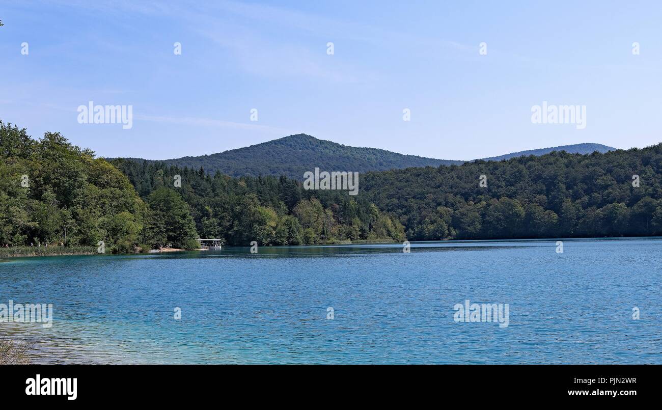 Nationalpark Plitvicer Seen in Kroatien populärste Sehenswürdigkeit und Ort der natürlichen geschützten Schönheit. Stockfoto