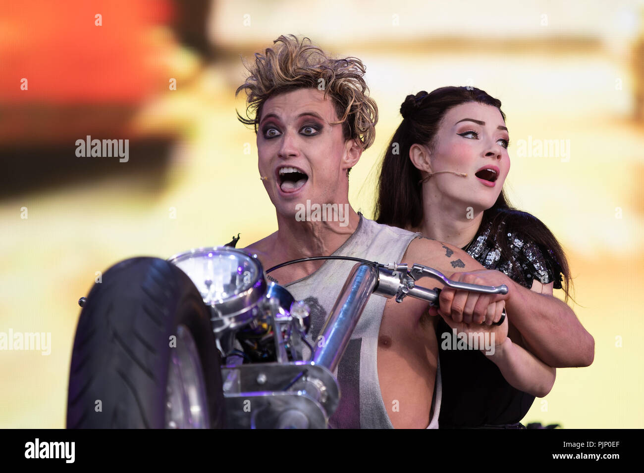 London, Großbritannien. 8 Sep, 2018.bat aus der Hölle musical Cast bei Proms im Park, Hyde Park, England. © Jason Richardson/Alamy leben Nachrichten Stockfoto