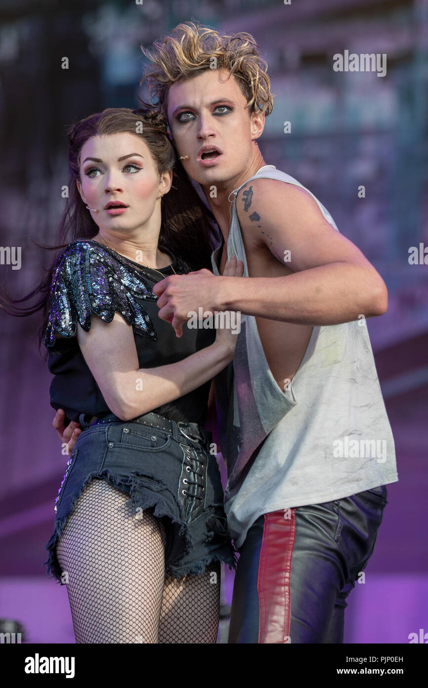 London, Großbritannien. 8 Sep, 2018.bat aus der Hölle musical Cast bei Proms im Park, Hyde Park, England. © Jason Richardson/Alamy leben Nachrichten Stockfoto