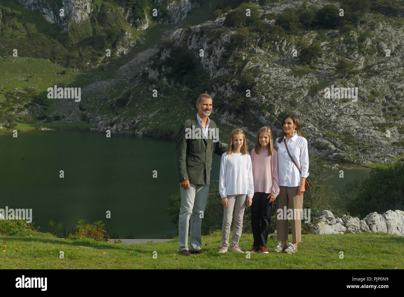 Covadonga, Spanien. 08 Sep, 2018. König Felipe VI. von Spanien, der Königin Letizia von Spanien, Krone Prinzessin Leonor, Prinzessin Sofia nehmen an der 100. Jahrestag der Gründung des Nationalpark von Covadonga's Mountain und die Prinzessin von Asturien Sicht öffnen bei Lagos de Covadonga am 8. September 2018 in Cangas de Onis, Spanien. Credit: Jimmy Olsen/Medien Punch *** Keine Spanien***/Alamy leben Nachrichten Stockfoto
