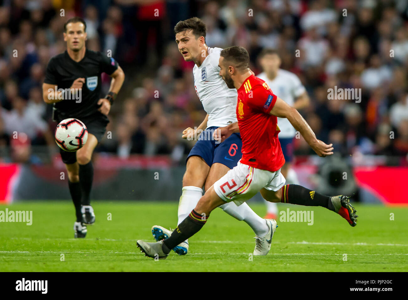 Harry Maguire Von England Und Dani Carvajal Spaniens Wahrend Der Uefa Nation Liga Gruppe 4 Liga