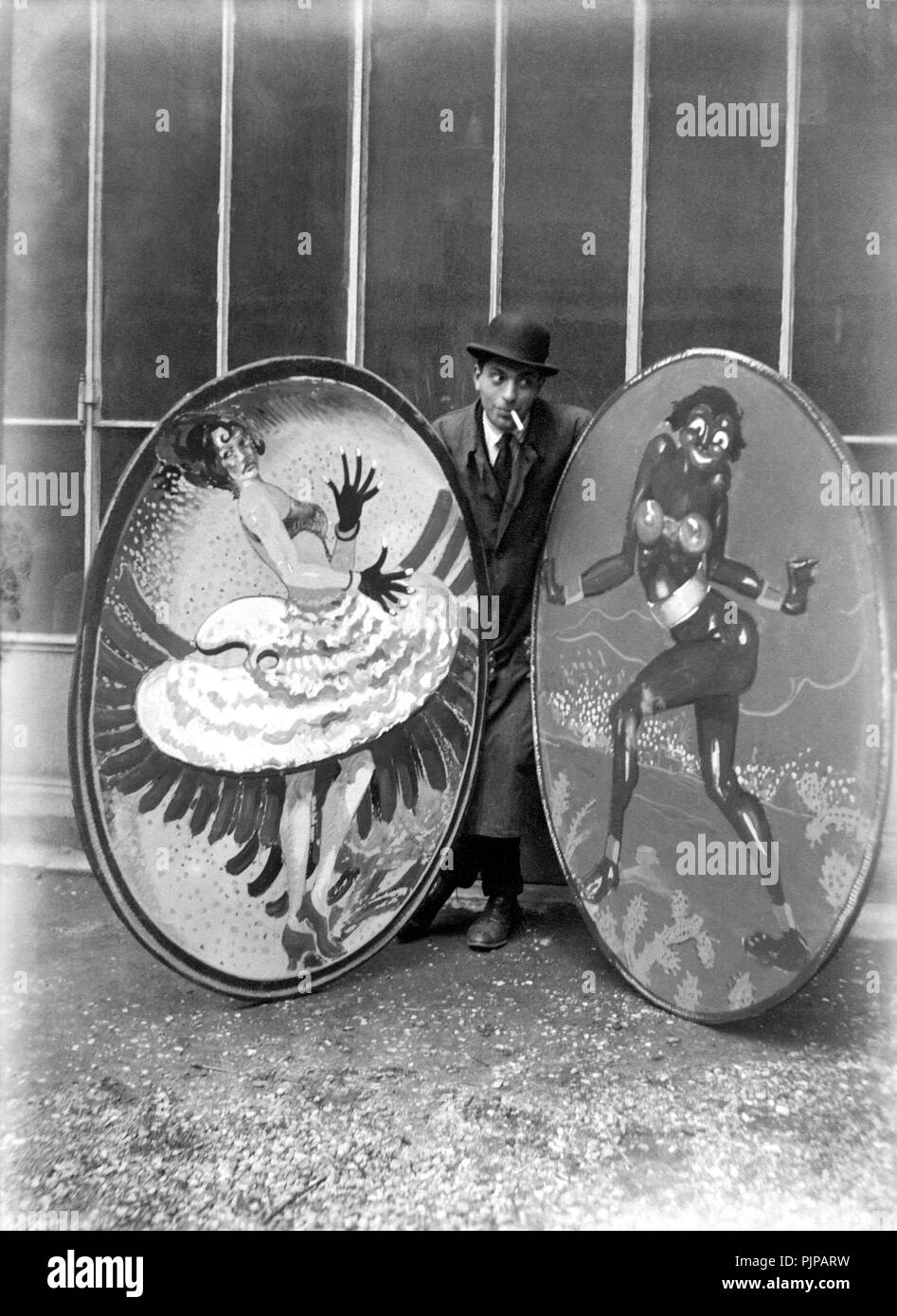 Werbung für eine Vielzahl zeigen, eine weiße und eine schwarze Tänzerin, 1920er Jahre, Deutschland Stockfoto