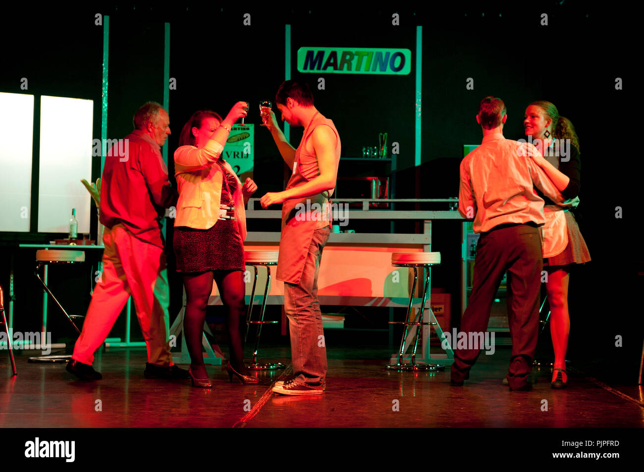 Theater Company Toneel De Wijngaard spielen 'Martino' von Arne Sierens, unter der Regie von Jan Vanderlinden (Belgien, 27/03/2014) Stockfoto