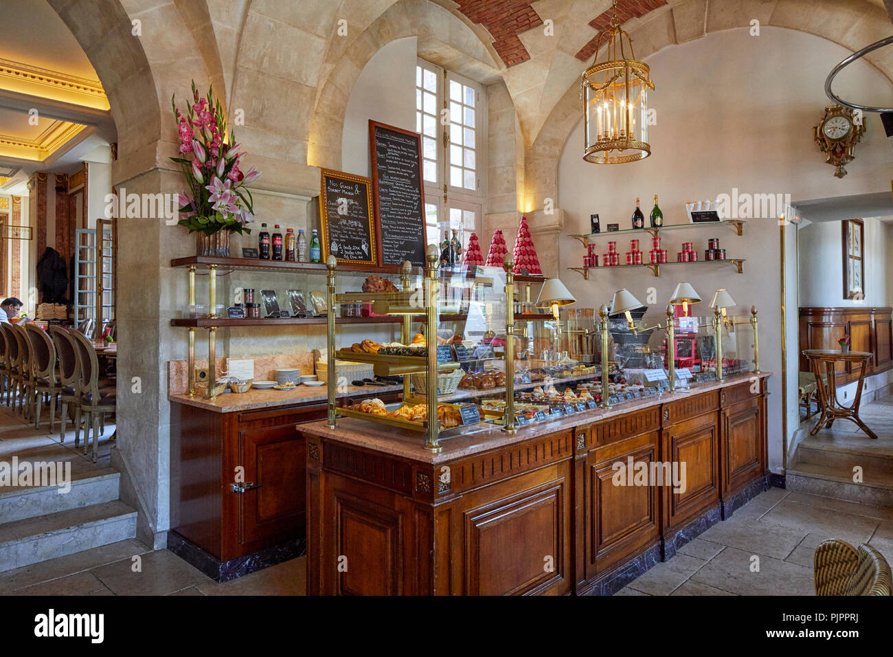 Carette Restaurant, Place des Vosges, der älteste geplante Platz in Paris, Marais, Paris, Frankreich, Europa Stockfoto