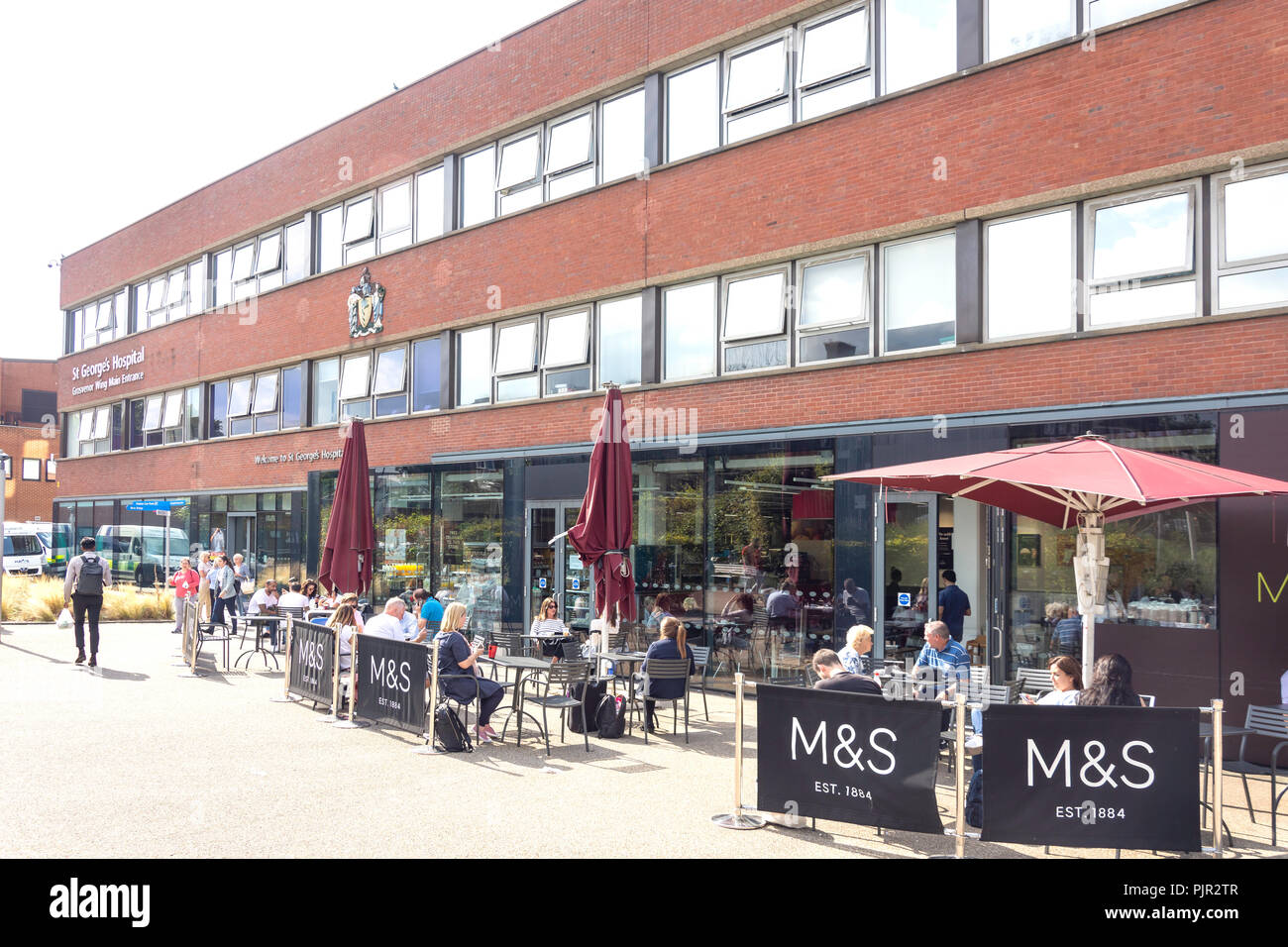 Haupteingang des St. George's Hospital, Mühe Street, Tooting, Londoner Stadtteil Wandsworth, Greater London, England, Vereinigtes Königreich Stockfoto