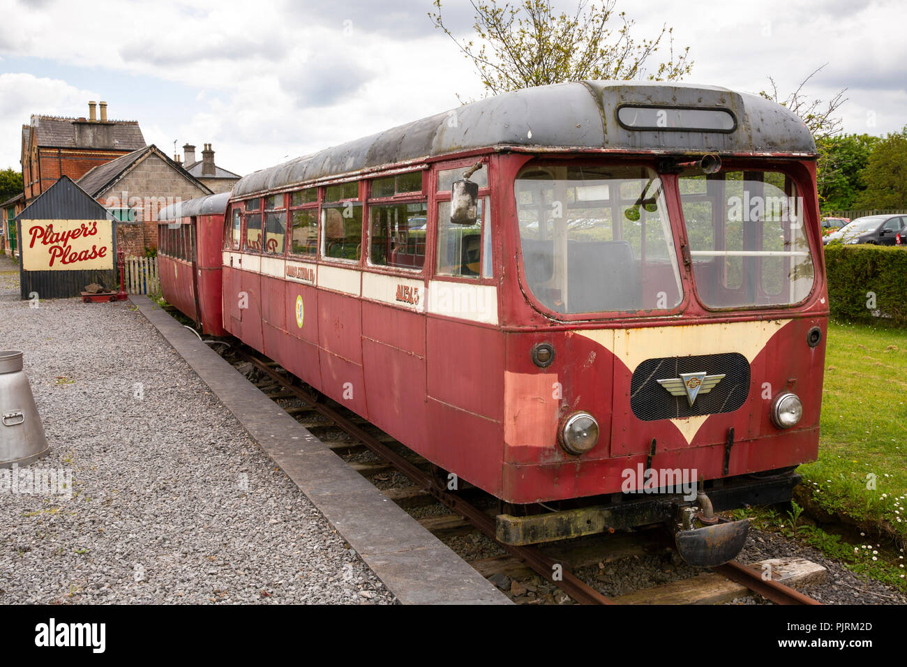 Irland, Co Leitrim, Dromod, Cavan und Leitrim Railway Museum 1950 s GNR (I) AEC-Dieseltriebwagen Stockfoto